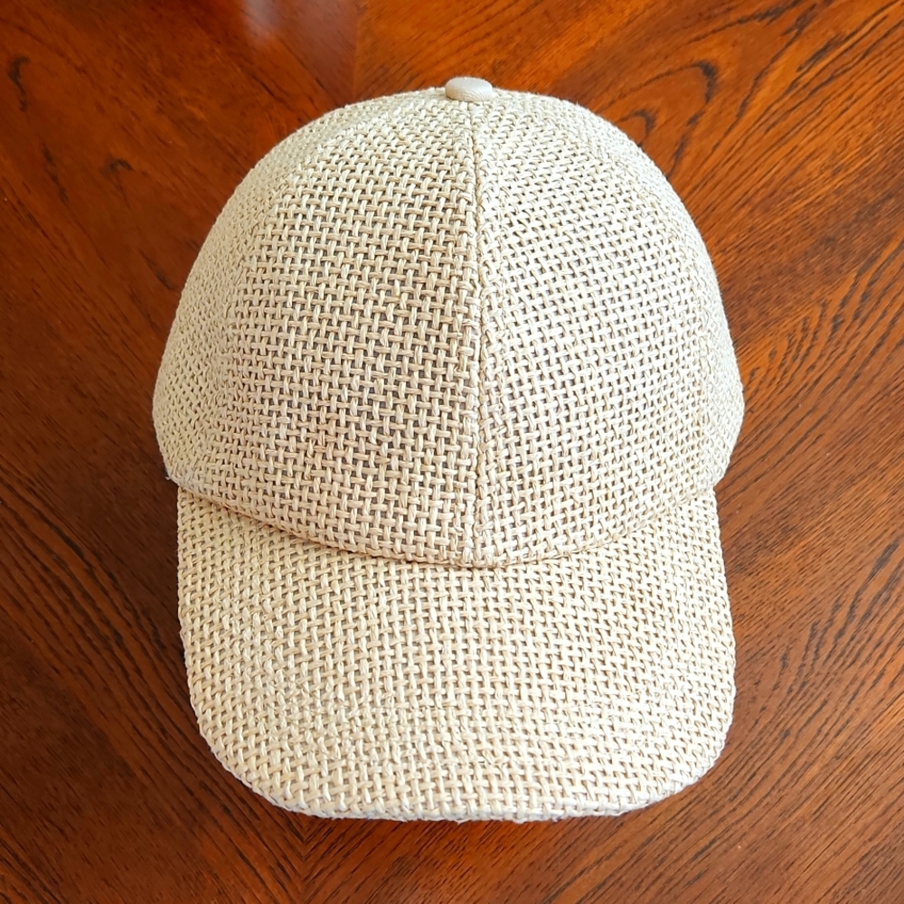 Straw color Baseball cap Made of 100% Paper